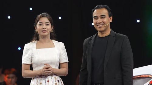 MC Quyền Linh đã gắn bó với thời gian dài với chương trình.