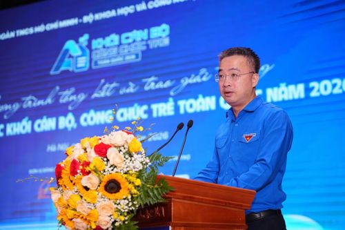 Bí thư T.Ư Đoàn Nguyễn Tường Lâm phát biểu tại chương trình.