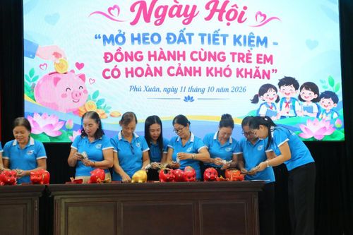 Ngày hội mở heo đất tiết kiệm rất ý nghĩa, nhân văn