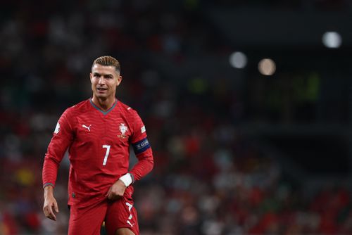 Báo chí Bồ Đào Nha quay lưng với Ronaldo - Tạp chí Tri thức