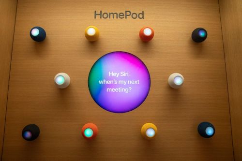  Loa thông minh HomePod mini được trưng bày tại cửa hàng Apple. Ảnh: Bloomberg. 