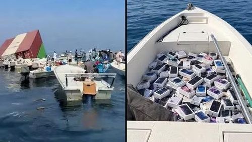 Hình ảnh từ video cho thấy thuyền thu gom iPhone