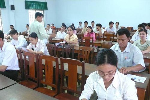 Thi 4 môn để tuyển vào công chức
