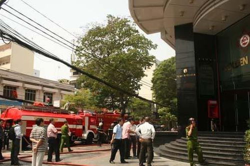 Cháy chi nhánh ngân hàng Techcombank