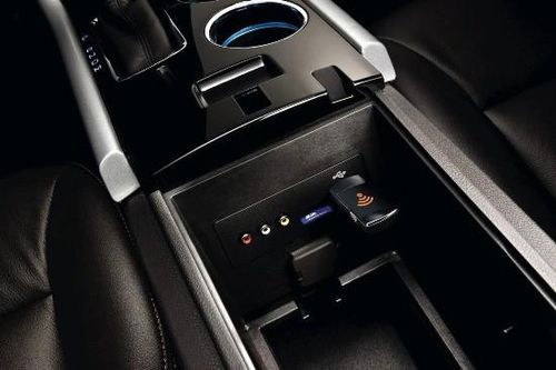 Ford Focus 2012 trang bị bộ phát wifi