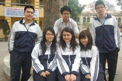 HS Việt Đức tự thiết kế đồng phục cho mình