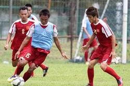Giữ nguyên tên gọi Giải bóng đá Vô địch quốc gia Eximbank 2012
