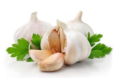 Thường xuyên ăn tỏi sống có tốt không?