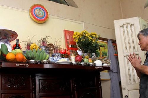 Phong thủy: Cách sắp xếp bàn thờ