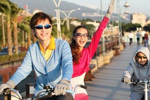 Ngày Tết nhẹ nhàng của vợ chồng trẻ