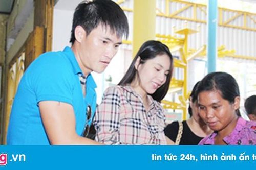 Thủy Tiên - Công Vinh lần đầu cùng xuất hiện sau sinh