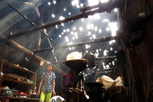 Tan hoang, đổ nát sau trận mưa đá 'khủng' ở Mường Khương