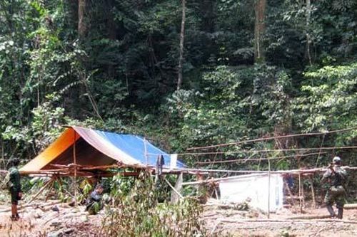 Khởi tố kẻ giết 5 phu trầm chấn động