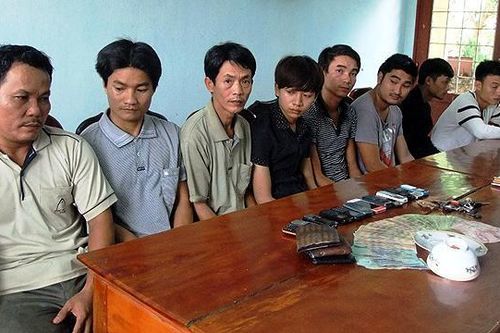 Bắt vụ đánh bạc bằng hình thức xóc đĩa