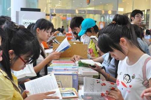 Sách điện tử, 'kẻ thù' của Sách in ?