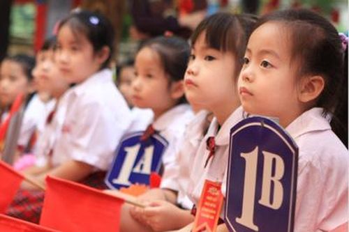 Không nên tạo áp lực cho học sinh lớp 1