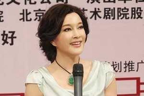 'Mỹ nhân không tuổi' Lưu Hiểu Khánh phủ nhận 'dao kéo'