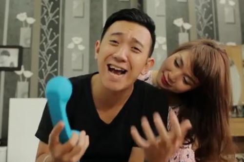 Ảnh cưới siêu quậy của đôi clip chế 'Ngày mai tôi lấy vợ'