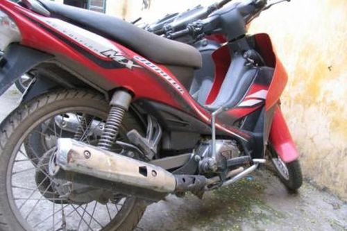 Ăn trộm xe đạp, bỏ 'quên' xe máy tại hiện trường