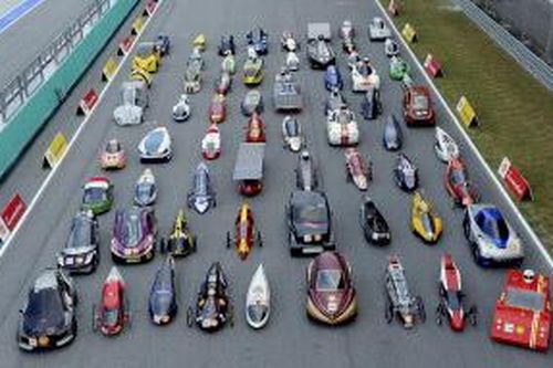 5 đội sinh viên tham dự 'Shell Eco Marathon Asia 2014'