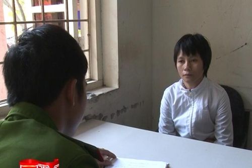 Bán dâm ngay tại quán karaoke