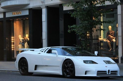 Ảnh đẹp siêu xe 2/1: Bugatti EB110 SS hiếm tại London