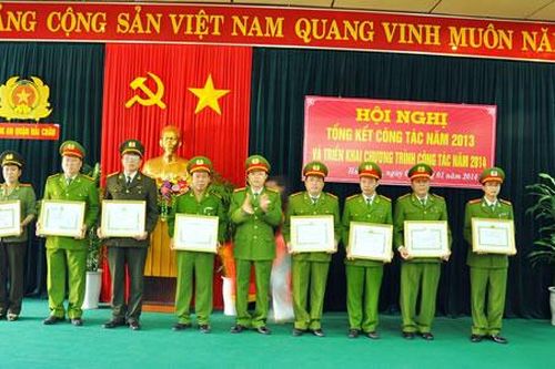 Công an các quận tổng kết công tác năm 2013