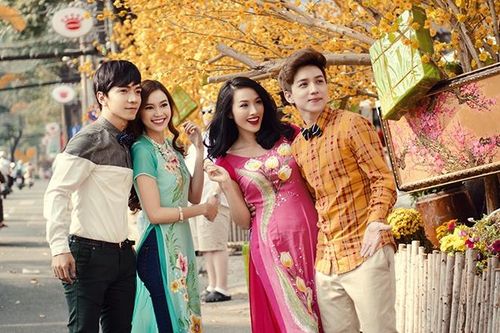 Trương Nhi, Lan Ngọc diện áo dài quần jeans đón xuân