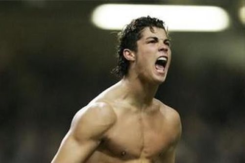 Hành trình 12 năm 'lột xác' của Cristiano Ronaldo