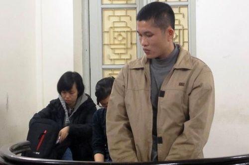 Phạt tù gã trai liên tiếp trộm cắp cây sưa