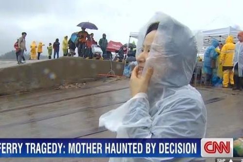 Thi thể nạn nhân trong vụ chìm phà Sewol trôi nổi trên biển