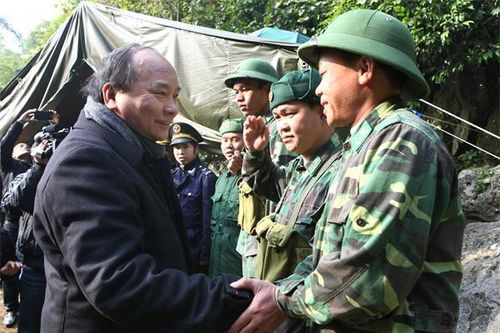 Tiến hành nhiều biện pháp đồng bộ để ngăn chặn và đẩy lùi buôn lậu, gian lận thương mại và hàng giả