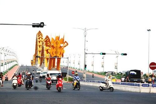 Thu phí bảo trì đường bộ đối với xe máy chỉ đạt 6%