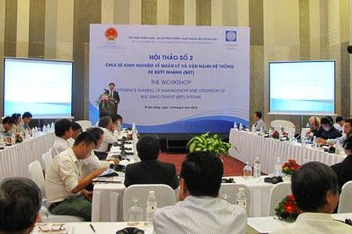 Xe buýt nhanh sẽ hút khách nếu nhanh hơn mà rẻ hơn xe máy