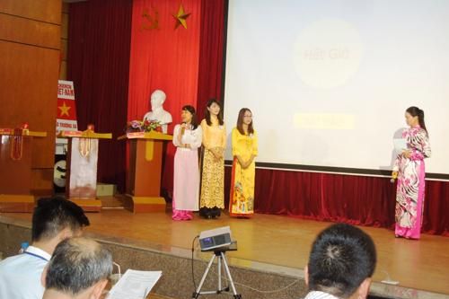 Sôi nổi hội thi '85 năm CĐVN - 60 năm Thủ đô xây dựng và phát triển'