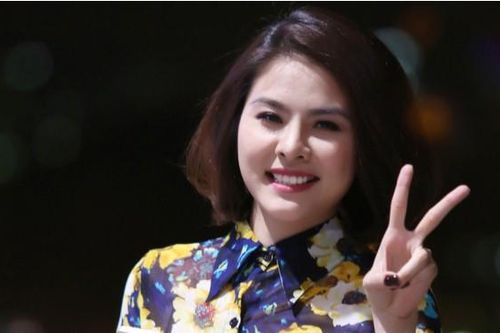 Vân Trang sành điệu đi Pháp dự Liên hoan phim