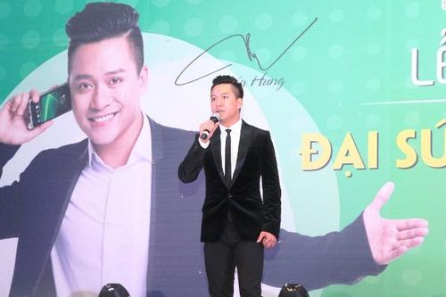 HKPhone chi đậm mời Tuấn Hưng làm đại sứ thương hiệu