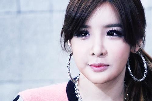 Park Bom cố tình ngụy trang ma túy đá với kẹo dẻo