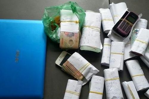 Bóc gỡ nhiều đường dây cá độ bóng đá quy mô lớn