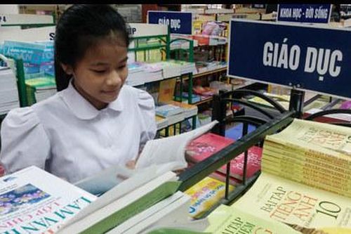 Đề xuất hai phương án soạn sách giáo khoa mới