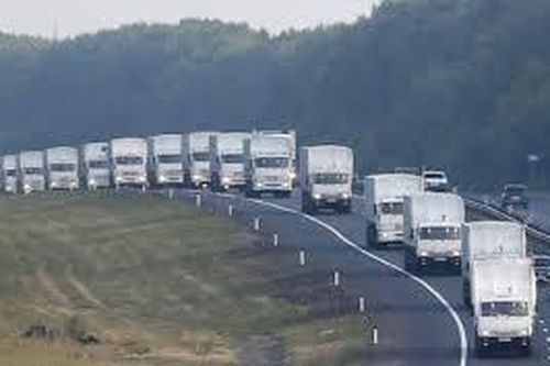 Đoàn xe cứu trợ của Nga vào Ukraine bất chấp phản đối