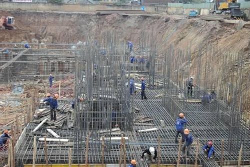 Thực hiện hợp đồng xây dựng công trình
