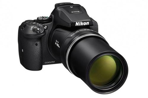 Nikon tung máy ảnh Coolpix P900 zoom xa 16 km