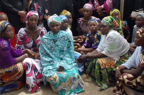 Boko Haram bắt cóc 2.000 phụ nữ và bé gái Nigeria
