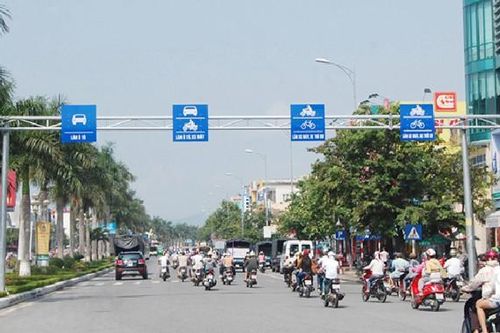 Lắp bảng tóm tắt tiểu sử danh nhân đặt tên đường