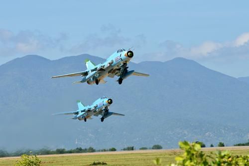 Sức mạnh máy bay đánh biển Su-22M3/M4 bảo vệ Trường Sa