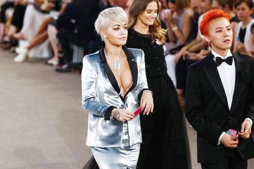 G-Dragon đánh bạc cùng dàn người đẹp ở show Chanel