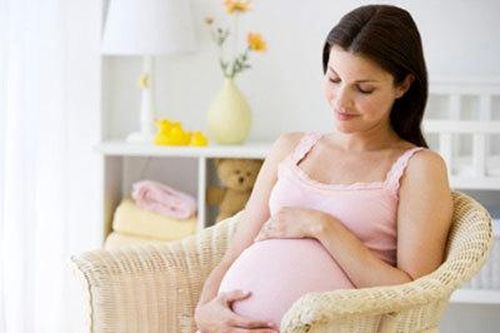 Ly hôn rồi mới biết có thai với chồng cũ làm thế nào?