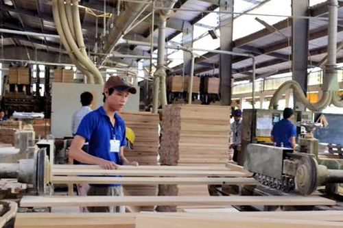 Xuất khẩu sản phẩm gỗ: Cơ hội và rào cản