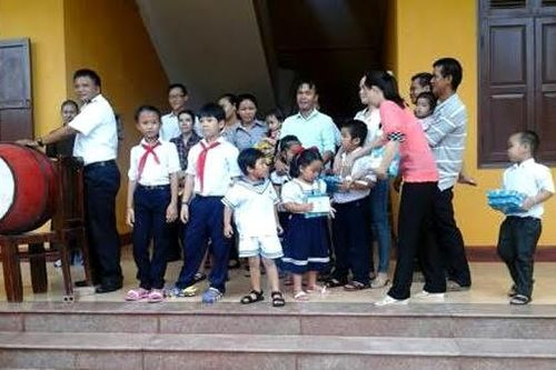 Khai giảng năm học mới ở Trường Sa